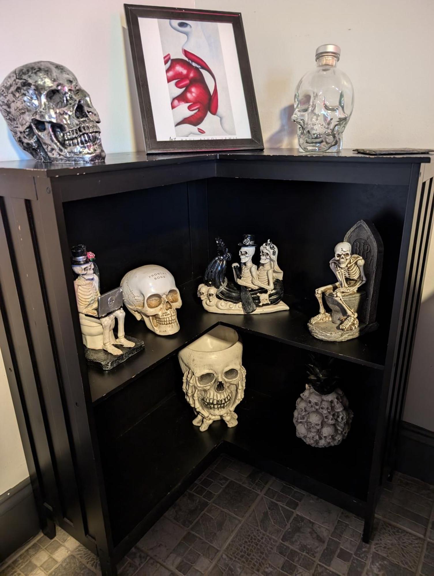 Haunted Hideaway At The Black House Holiday home